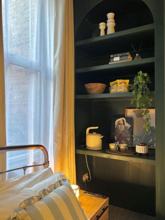 The Wellesley Belfast Quarto foto