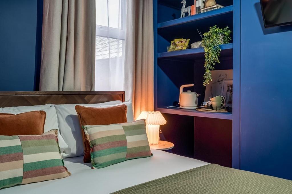 The Wellesley Belfast Quarto foto